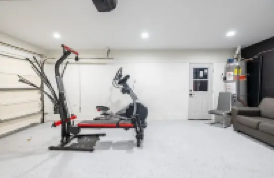 Renovated 5B4B Luxury home @Fremont with King Suite