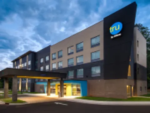 トゥルー バイ ヒルトン ウェイク フォレスト ローリー ノース ウェイクフォレストのホテル