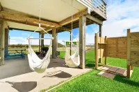 THE TURQUOISE MOON - Everything you need to relax at the beach!