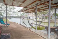 Bring Boat -Pwcs -Best Part of the Lake -4Bd 2Bath w Pickleball -FW Side of Town