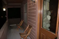 Creekside Cabin Getaway