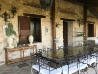 Luxury villa/ Private Heated Pool / Private Garden