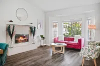 PinkBlissHouz: Pool, Spa, Firepit, Themed Rooms