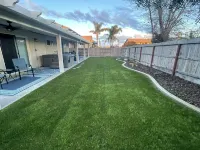 8 min. to Oldtown Clovis CA Nice No Smoking home, HotTub and park across the str