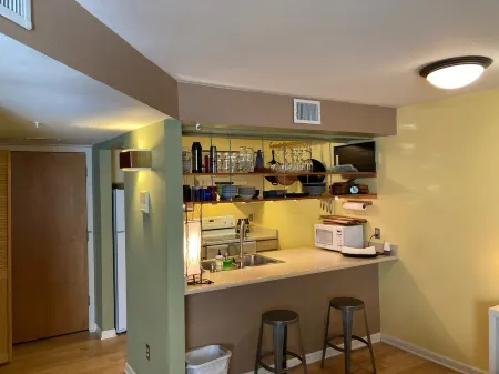 Central Boulder Studio Condo - Quiet Space Close to Downtown!