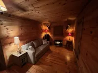 C & D Trivette's Cozy Cabin Hotels in Avery County