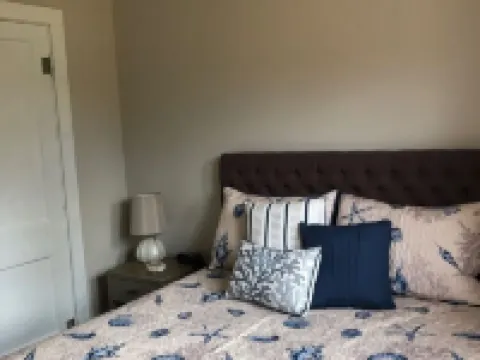 Remodeled 3 bedroom - perfect location for beach trips and beautiful sunsets 卡斯科酒店