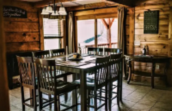 Mountain Log Home LURAY Hot Tub 4 Fireplaces Near Shenandoah National Park