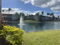 Fully-renovated Coastal Condo in Naples