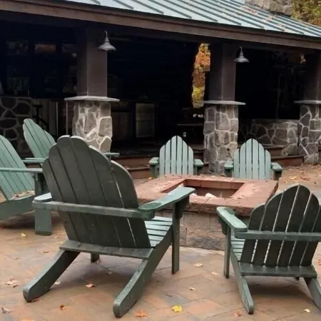 Kresge Luxurious Grand Cabin at Stratton and Bromley Mountains.