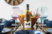 Seaside Escape: Warm & Cosy Winter Getaway by the Sea