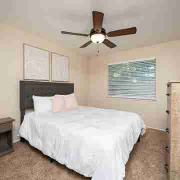 Business Travelers & Families Rooms