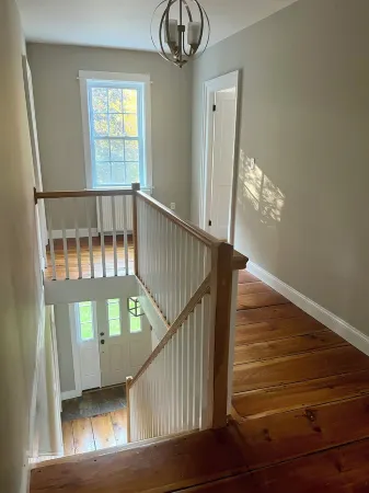 Old World Charm, Modern Conveniences - 3 Br Private Home in Quiet Setting