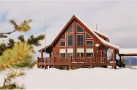 White Pine Luxury Lodge Hotel dekat Harriman State Park