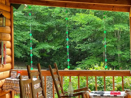 3 Bed 2 Bath~Hot Tub~Fire Pit~Game Room~Popcorn Machine~Hammocks~Mountain Views. Отели в г. Косби