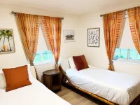 Boho Beach Villa- minutes to the ocean - 4-Sterne