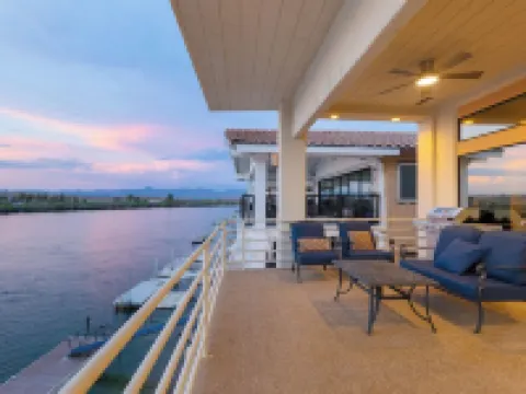 Exceptional 4 Bedroom Riverfront Home with Dock! Sleeps 16 Hotels in Laughlin