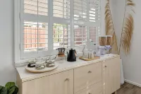 Cozy Scandi Boho Getaway with Massage Chair and BBQ