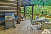 Classic Log Cabin 15 minutes to downtown Asheville-fire pit, pond, fireplace