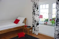 Exclusive Friesenhaus with sea views, sauna, wireless, disabled Hotels in Nordfriesland