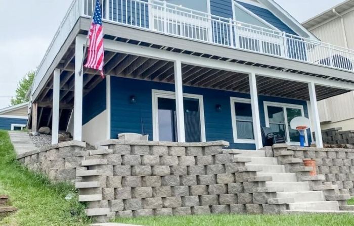 Amazing Lake Home on Cross Lake - 60 Miles from the Twin Cities