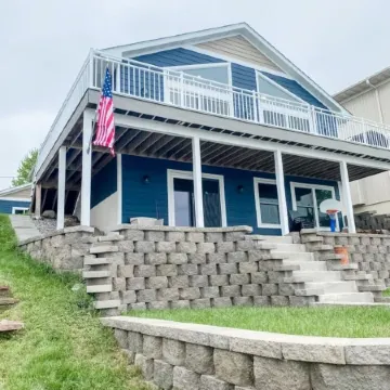 Amazing Lake Home on Cross Lake - 60 Miles from the Twin Cities