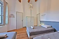 La Maison de Campagne , in Provence Gîte with swimming pool and bicycles Hotels in Beaucaire