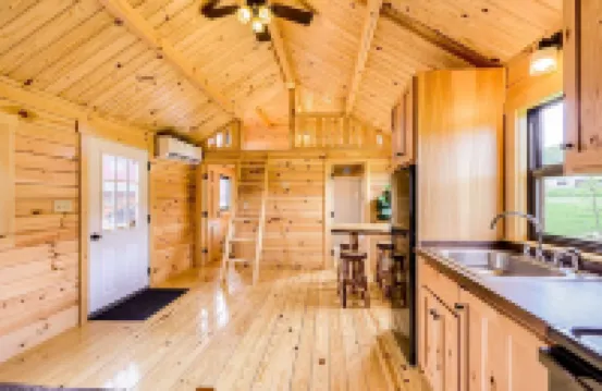 Cozy retreat for the whole family!5 min. walk to the famous Salmon River