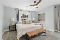 Stay in the Heart of  Oakley