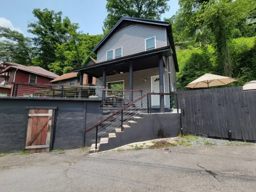 Luxury ATV lodging with beautiful view, sleeps 11.