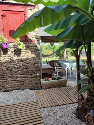 Le gîte de Merlin Charming Cottage in the Countryside, 15' from St Malo