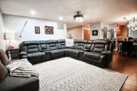 Spacious 3 Bedroom Townhouse newly renovated!