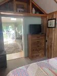 Lakefront Cozy Cottage