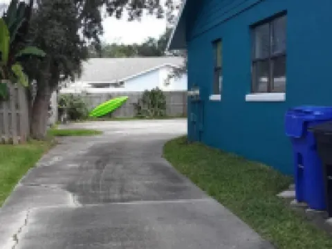 2 bedrooms 1 bath first floor condo on Anastasia Island. Minutes from beach. Hotels in Butler Beach