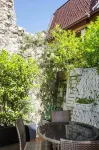 In the heart of the old town, quiet loft with pretty sunny terrace