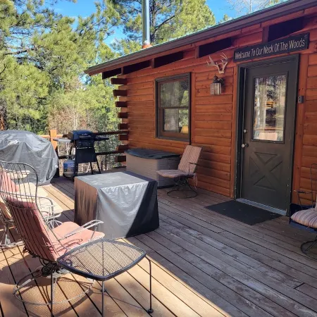 Swiss Drive Cabin  5 Miles to Lake Pactola! WiFi!
