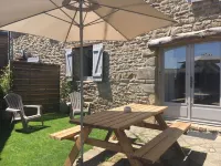 Apartment-House Garden level Hotels in Arradon