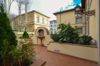 Apt in San Frediano Diladdarno Hotels in San Frediano