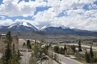 Amazing Mountain & Lakefront Views- Special!  1 FREE nite w/ 7 nite booking