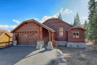 5bd3ba, sleeps 10 Mountain View Hot Tub/Poker/Pool table, near Ski Resort