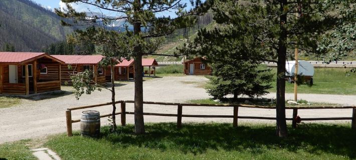 Rent the Entire Guest Ranch for your reunion, retreat or event! Hotels in Sublette County