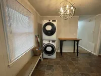 Chic & Spacious 3-Bedroom Retreat in the Heart of Clarksville