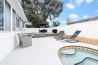 NEWLY The Azure Paradise 3br POOL Home!