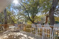 // 2 min. walk to the beach // The Grove @ OKI