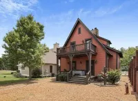 Secluded Getaway at Wayward Cottage