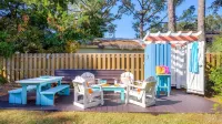 Coastal Cottage 4 Blocks from Beach, fall specials & military discounts