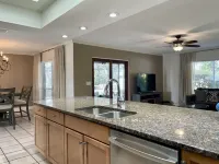 The Shell House 🐚 Near Beach 🏝 Screened In Private Pool Hotel a Cortez