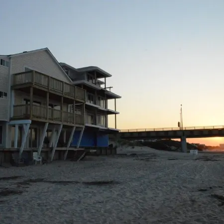 Get a Truly Memorable Experience While Vacationing in this beautiful property... Отели рядом с достопримечательностью «Чикс-Бич»