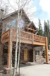 Luxury 5Br 4.5 Bath, 2 Primary Bedrooms! Across from Ski Resort. License 005650