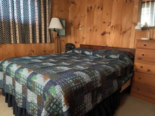 Relax & Recharge! Tranquil Family-Owned, Sebago Lake Area, Pets free
